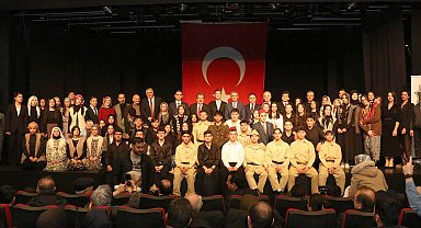 Oratoryoda "Zulüm" tartışması