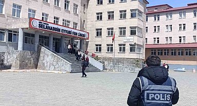 Patnos'ta okullarda güvenlik alarmı