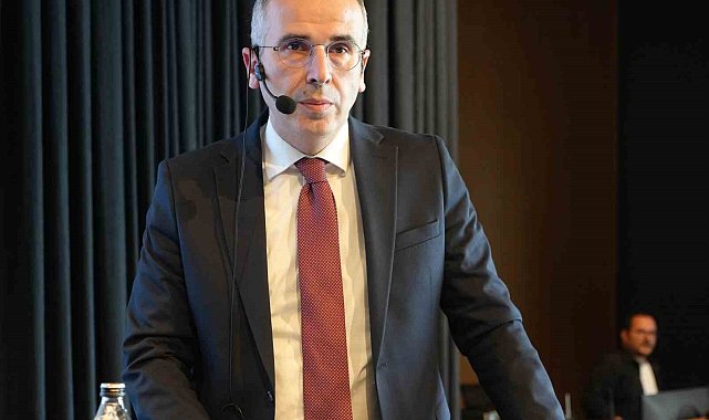Perçin: "Borç stokumuz 17 milyardan 6,7 milyara düştü"