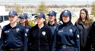 Polis Okulu Yerleşkesinde fidanlar toprakla buluşturuldu