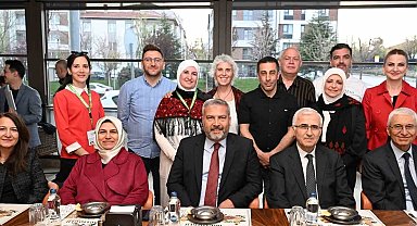 "1st Study in Eskişehir International Staff Week" programı kapsamında kapanış yemeği ve sertifika töreni gerçekleştirildi