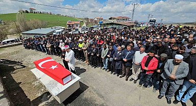 Rahatsızlanarak hayatını kaybeden kursiyer jandarma toprağa verildi