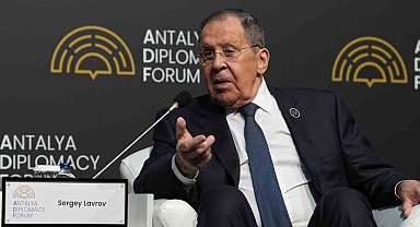 Rusya Dışişleri Bakanı Lavrov: "Bu savaş Batı'nın Rusya'ya karşı Ukrayna eliyle yürüttüğü savaştır"