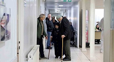 Sakarya'da 30 yıllık evli çiftlere ücretsiz sağlık taraması hizmeti