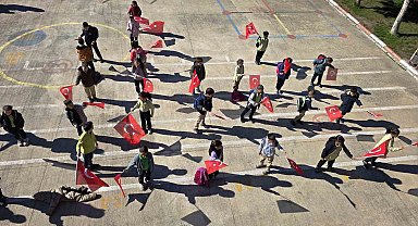 Şehit olan öğretmen ve öğrenciler için Hisarcık'ta anlamlı etkinlik