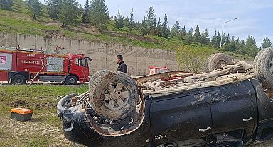 Siirt'te kontrolden çıkan araç takla attı: 1 yaralı
