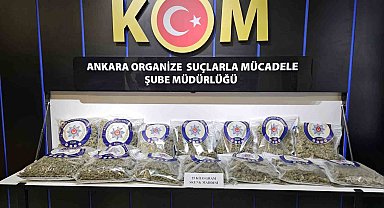 Silah kaçakçılığı ihbarında 25 kilogram uyuşturucu yakalandı