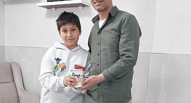 Simav'da minik yürekten büyük bağış