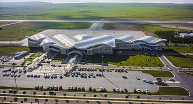 Sivas Nuri Demirağ Havalimanı ilk çeyrekte 107 bin kişiye hizmet verdi