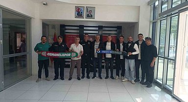Tarihi derbi öncesi birlik, beraberlik ve güvenlik adına iki camia bir araya geldi