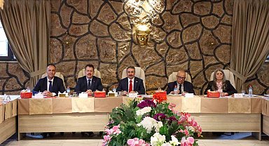 TBMM alt komisyonu İzmir'deki cezaevlerini inceledi