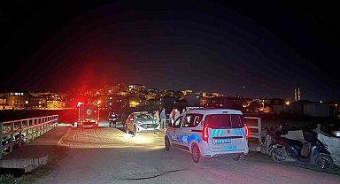 Tekirdağ'da otomobil dereye uçtu