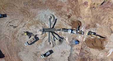 Tunceli'de 120 kilometrelik sıcak asfalt hedefi için dev tesis kuruldu