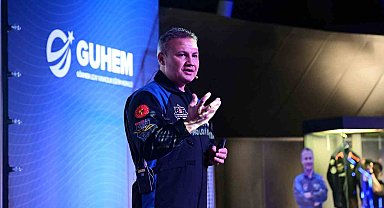 Türkiye'nin ilk astronotu Gezeravcı, GUHEM'de uzay yolculuğunu anlattı