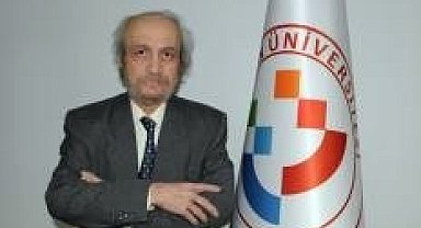 Üniversitenin lojmanında ölü bulundu