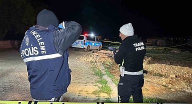 Uşak'ta motosiklet araziye devrildi: 1 ölü