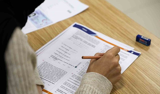 Uzmanlardan sınav kaygısı uyarısı: "Dengeli kaygı, başarıyı artırır"