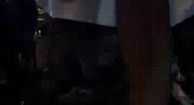 Yayaya çarpmamak için direksiyonu kardı, ağaca çarptı: 6 yaralı