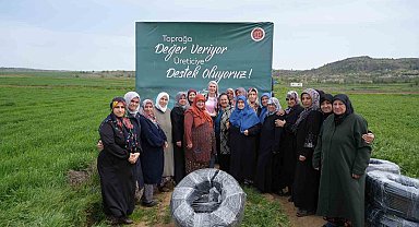 Yeniköylü çiftçilere sulama borusu dağıtıldı