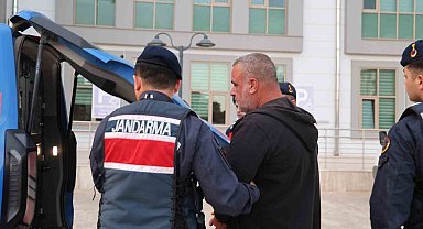 Yol kenarındaki genç kıza çarpan sürücü yakalandı