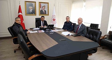 Zonguldak Valisi Bektaşoğlu güvenlik toplantısına katıldı