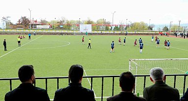 Ahlat'ta liseler arası bölge maçları başladı