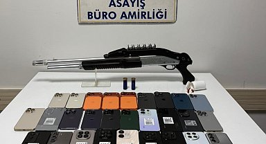 Akşehir'de kaçak cep telefonu operasyonu
