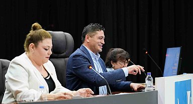 Aliağa Meclisi'nde Mayıs ayı mesaisi: Kesin hesap raporu onaylandı