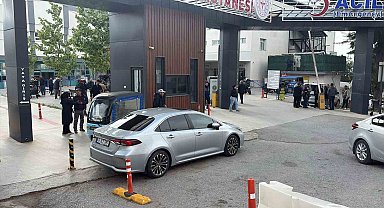 Aliağa'da makineden fırlayan metal parça can aldı