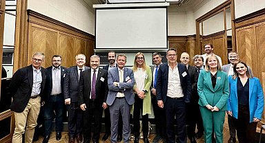 Anadolu Üniversitesi EADTU Zirvesi'nde uluslararası temaslarda bulundu