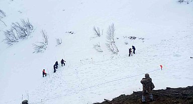 Artvin'de çığ altında kalan çoban 122 gündür kayıp: Arama çalışmaları yeniden başladı