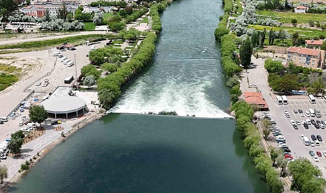 Aşırı yağışlar nedeniyle su seviyesi yükselen Kızılırmak dron ile görüntülendi