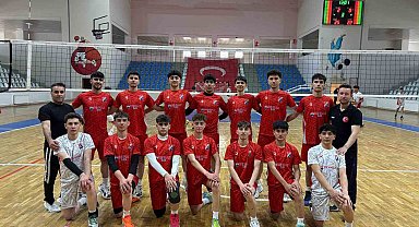 Aşkale'nin gururu oldular, Erzurum GSK yıldız voleybol takımı Türkiye finallerinde