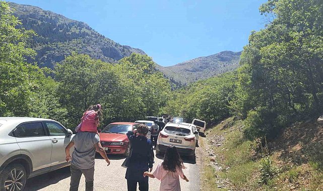 Aygırdibi Şelalesi 6 bin ziyaretçi ağırladı