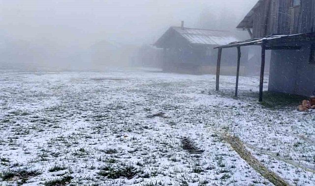 Bahar beklenirken kış geldi, yüksek kesimler beyaz örtüyle kaplandı