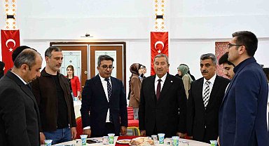 Başkan Bozkurt, 'Sağlıkçılar Haftası' programına katıldı
