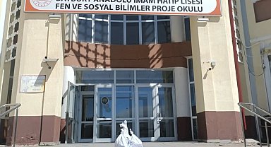 Bayburt Anadolu İHL öğrencileri 55 kilogram atık pil topladı