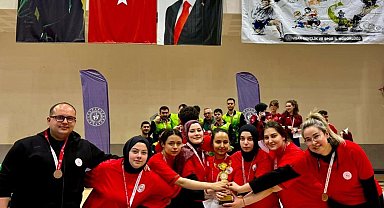 Bilecik Kız Takımı Ege Bölgesi üçüncüsü oldu