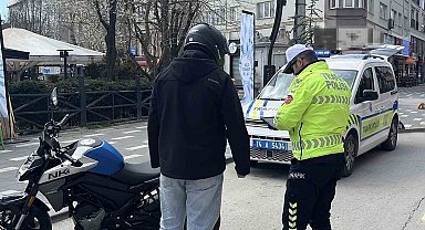 Bolu'da kural ihlali yapan bin 600 sürücüye ceza