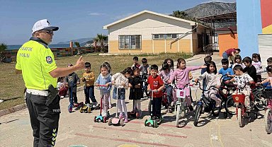 Bozyazı'da miniklere Trafik Haftası eğitimi
