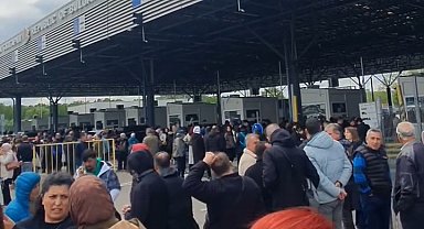 Bulgaristan sınırında EES yoğunluğu: Bekleme süresi 10 saati aştı