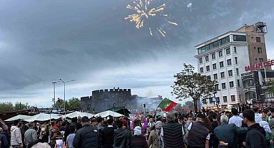 Diyarbakır'da şampiyonluk kutlamalarında 11 yaralı, 10 gözaltı