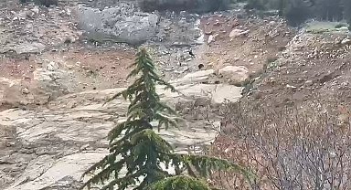 Eğirdir'de tırmandıkları kayalıklarda mahsur kalan çocuklar kurtarıldı