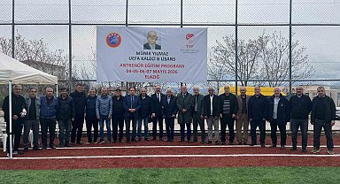 Elazığ'da UEFA Kaleci B Antrenör Eğitim Programı başladı