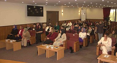 Erzurum'da 'Zirvede kadın var' programı düzenlendi