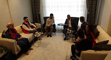 Evlilik kredisiyle yuva kuran çift ilk çocuklarını kucağına aldı