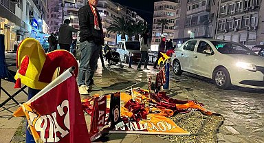 Galatasaray'ın mağlubiyeti İzmirli seyyar satıcıları da vurdu