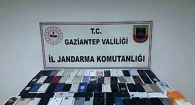 Gaziantep'te 3 milyon TL değerinde kaçak telefon ele geçirildi