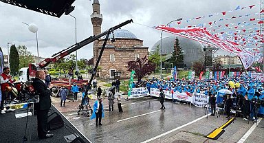 HAK-İŞ Başkanı Arslan: "Türkiye'nin bütün meydanları Taksim Meydanı'dır"