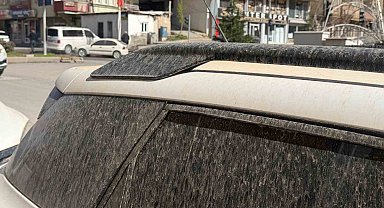 Hakkâri'ye çamur yağdı